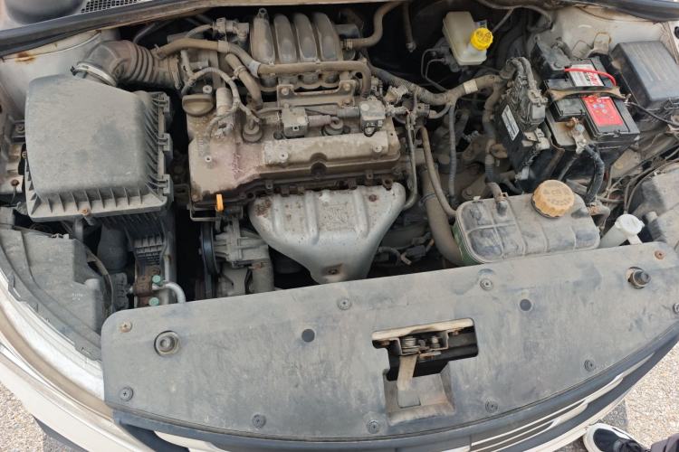 Used Baojun 310 2016 1.2L Manual Value Edition Engine Bay