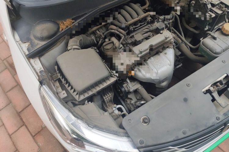 Used Baojun 310 2016 1.2L manual Comfort trim level Engine Bay Right