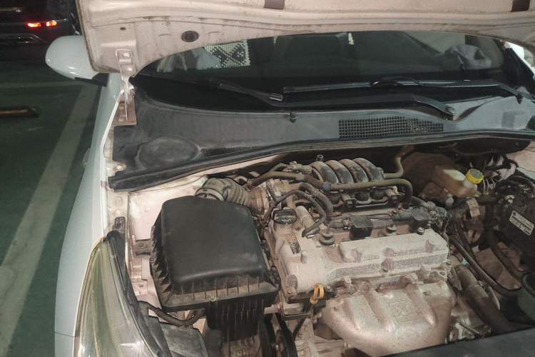 Used Baojun 310 2016 1.2L manual Comfort trim level Engine Bay Right