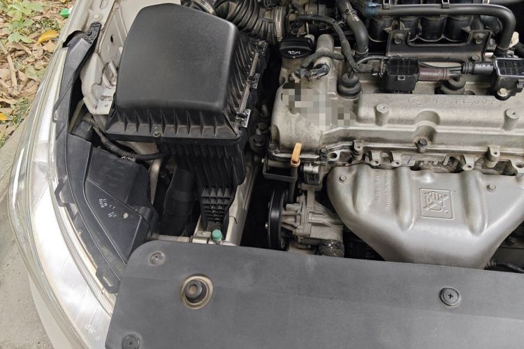 Used Baojun 310 2016 1.2L Manual Fashionable Edition Engine Bay Right