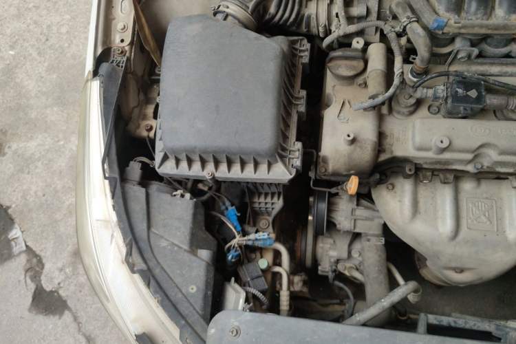 Used Baojun 310 2016 1.2L Manual Value Edition Engine Bay Right