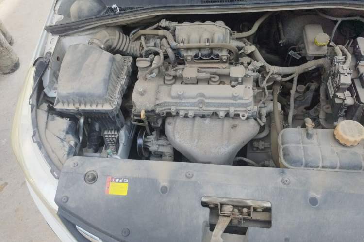 Used Baojun 310 2016 1.2L Manual Luxury Model Engine Bay Right