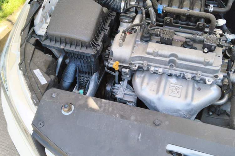 Used Baojun 310 2016 1.2L Manual Value Edition Engine Bay Right