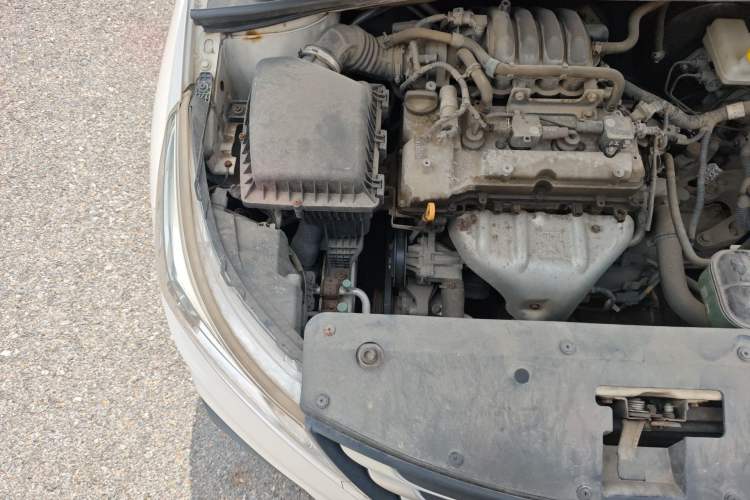 Used Baojun 310 2016 1.2L Manual Value Edition Engine Bay Right