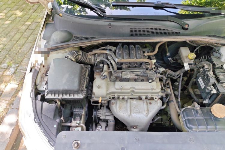 Used Baojun 310 2016 1.2L Manual Luxury Model Engine Bay Right