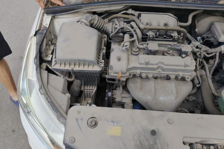 Used Baojun 310 2016 1.2L Manual Fashionable Edition Engine Bay Right