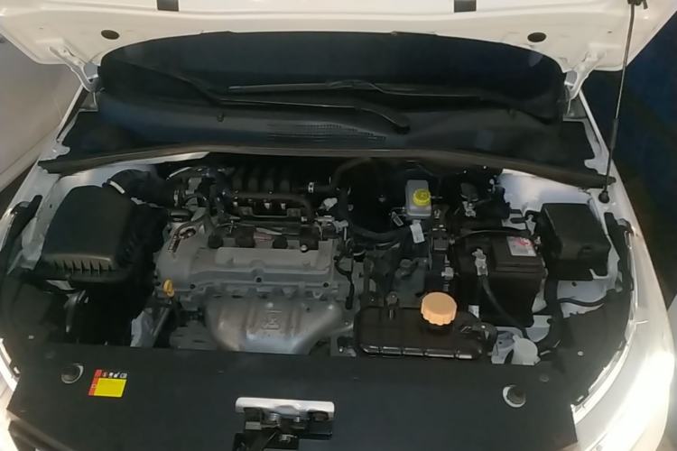 Used Baojun 310 2016 1.2L manual Comfort trim level Engine Bay