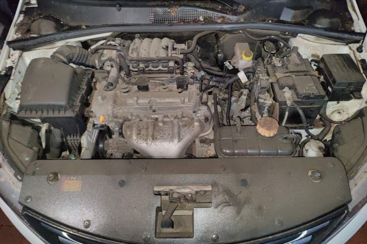Used Baojun 310 2016 1.2L Manual Luxury Model Engine Bay