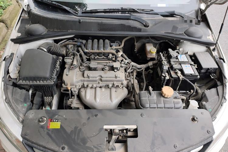 Used Baojun 310 2016 1.2L manual Comfort trim level Engine Bay