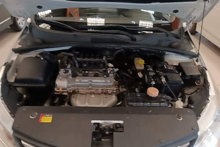 Used Baojun 310 2016 1.2L Manual Luxury Model Engine Bay
