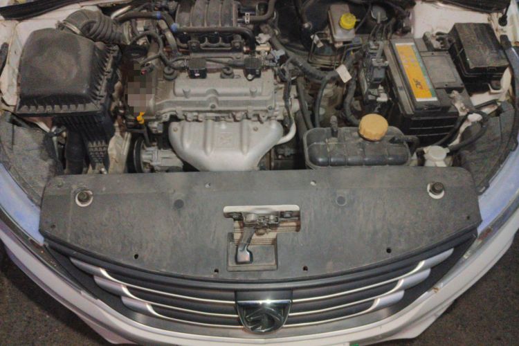 Used Baojun 310 2016 1.2L manual Comfort trim level Engine Bay