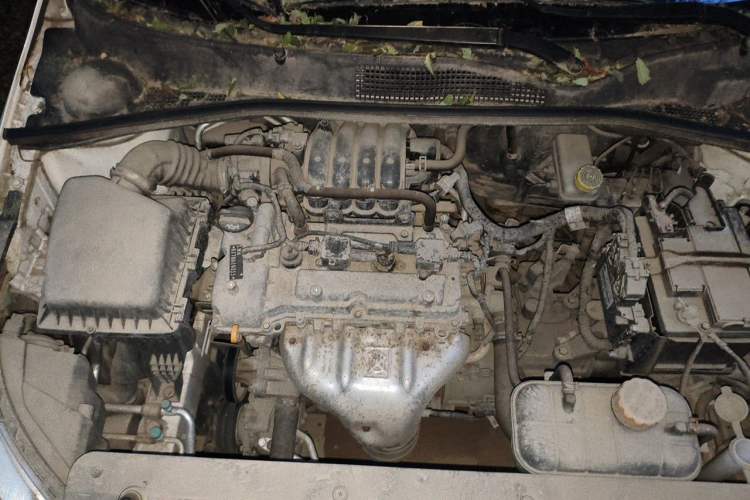 Used Baojun 310 2016 1.2L manual Comfort trim level Engine Bay