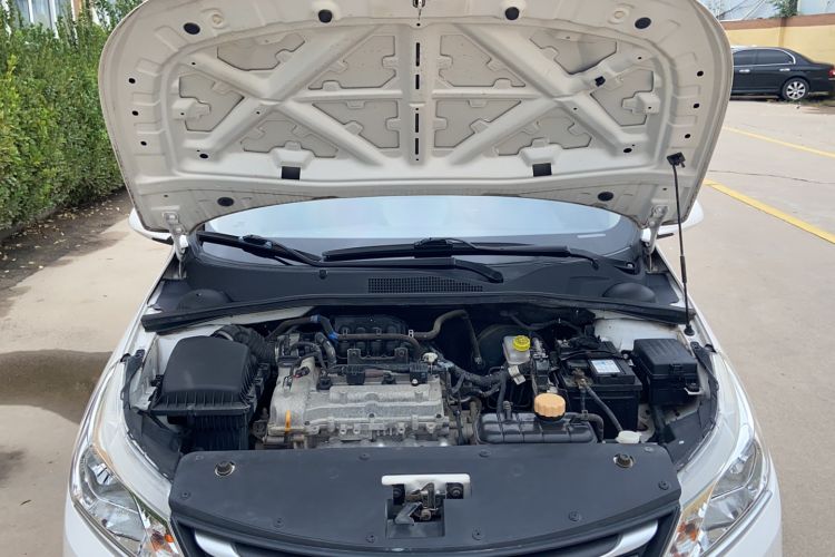 Used Baojun 310 2016 1.2L manual Comfort trim level Engine Bay