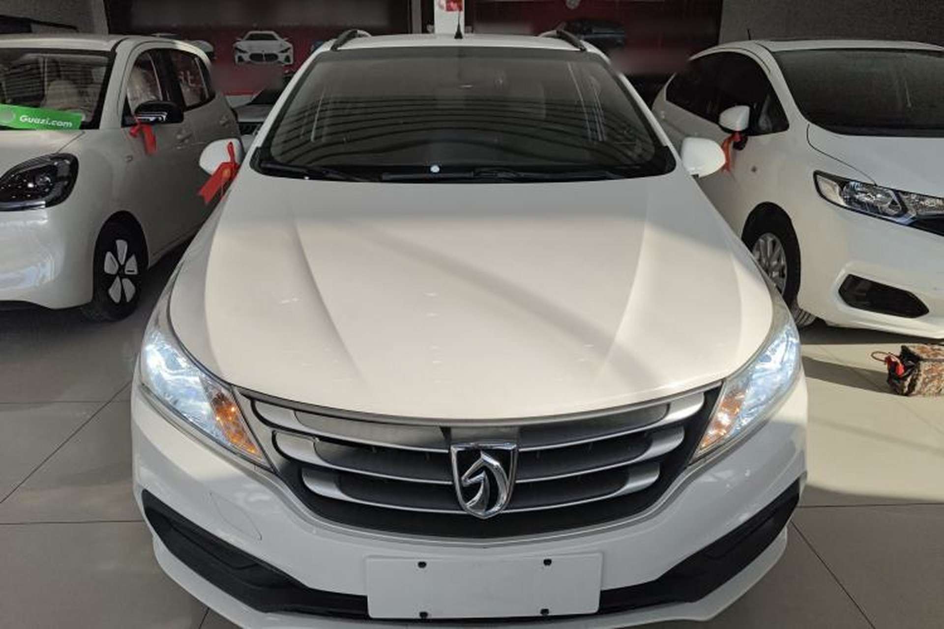 Used Baojun 310 2016 1.2L manual Comfort trim level Exterior 1