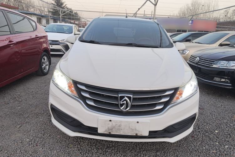 Used Baojun 310 2016 1.2L manual Comfort trim level Exterior 1