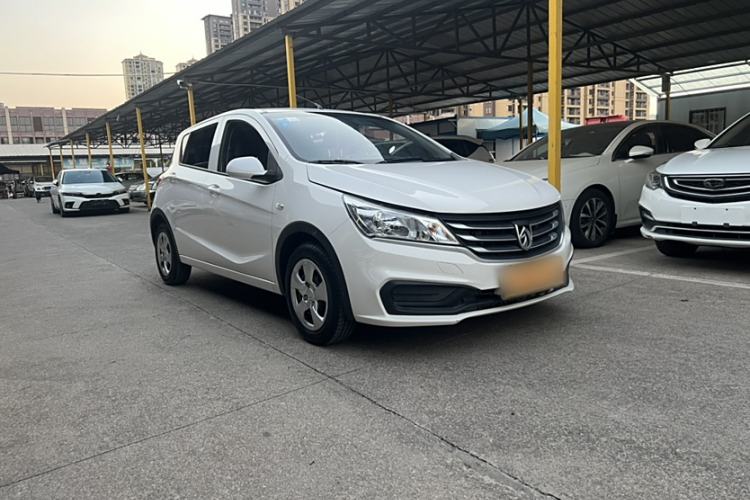 Used Baojun 310 2016 1.2L manual Comfort trim level Exterior 1