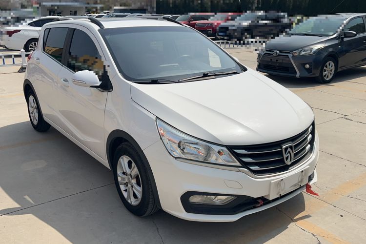 Used Baojun 310 2016 1.2L Manual Luxury Model Exterior 2