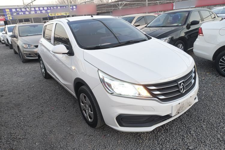 Used Baojun 310 2016 1.2L manual Comfort trim level Exterior 2