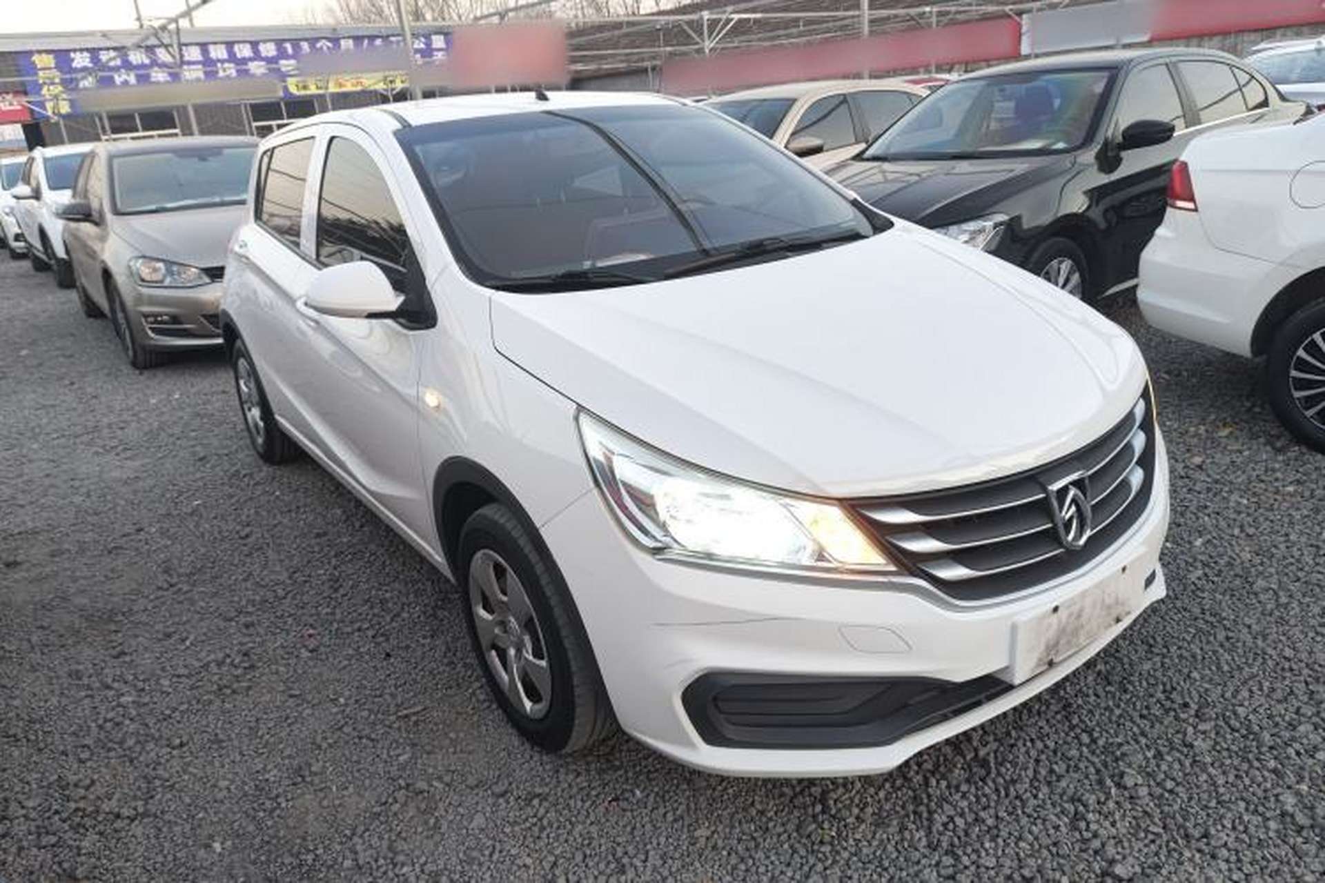 Used Baojun 310 2016 1.2L manual Comfort trim level Exterior 2