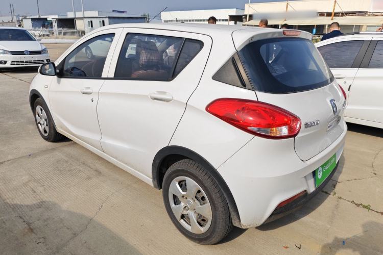Used Baojun 310 2016 1.2L manual Comfort trim level Exterior 3