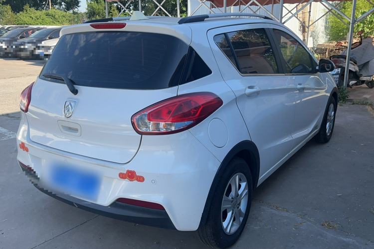 Used Baojun 310 2016 1.2L Manual Luxury Model Exterior 3