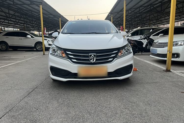 Used Baojun 310 2016 1.2L manual Comfort trim level Exterior 3