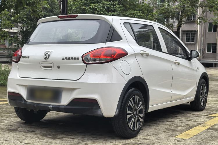 Used Baojun 310 2016 1.2L manual Comfort trim level Exterior 3