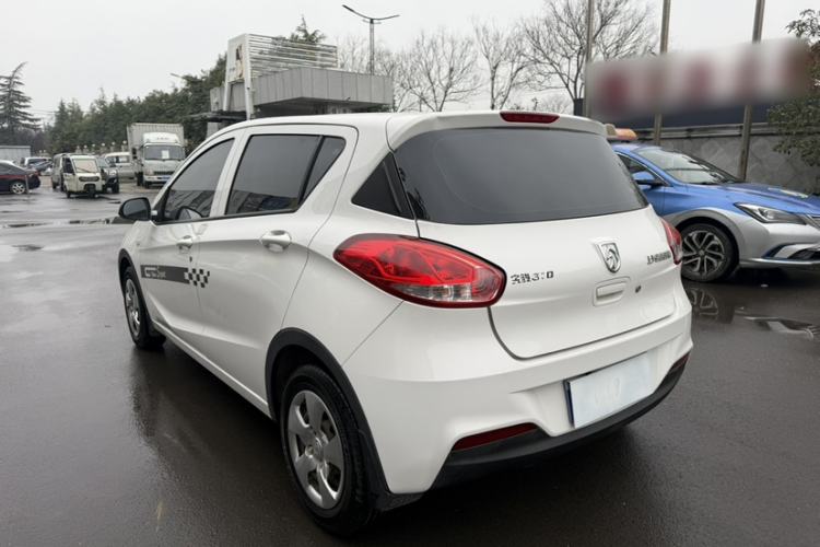 Used Baojun 310 2016 1.2L manual Comfort trim level Exterior 4