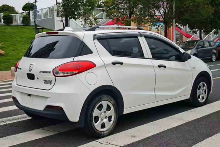 Used Baojun 310 2016 1.2L Manual Value Edition Exterior 4