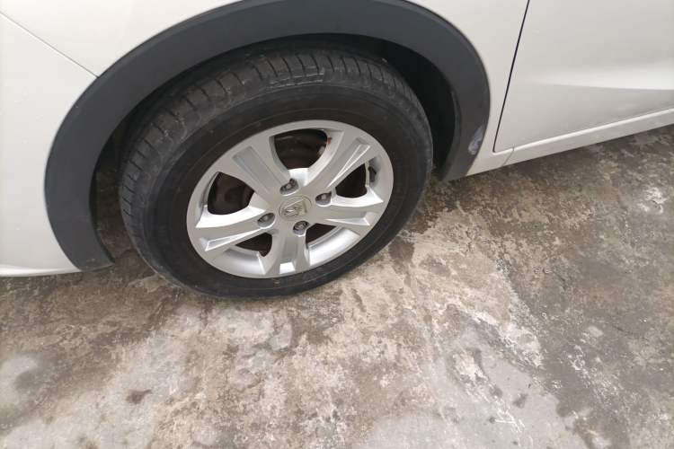 Used Baojun 310 2016 1.2L Manual Value Edition Exterior 4