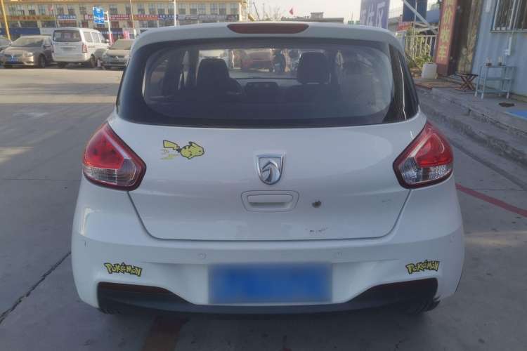 Used Baojun 310 2016 1.2L manual Comfort trim level Exterior 4