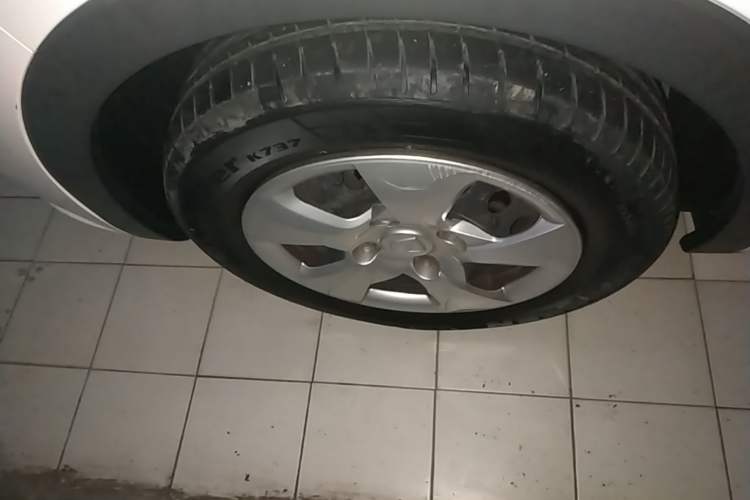 Used Baojun 310 2016 1.2L manual Comfort trim level Exterior 4