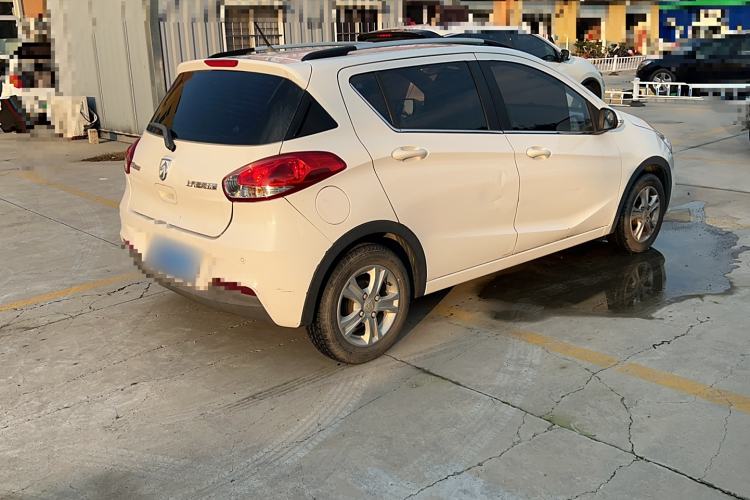 Used Baojun 310 2016 1.2L Manual Luxury Model Exterior 4