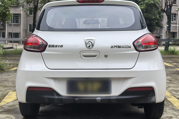 Used Baojun 310 2016 1.2L manual Comfort trim level Exterior 4