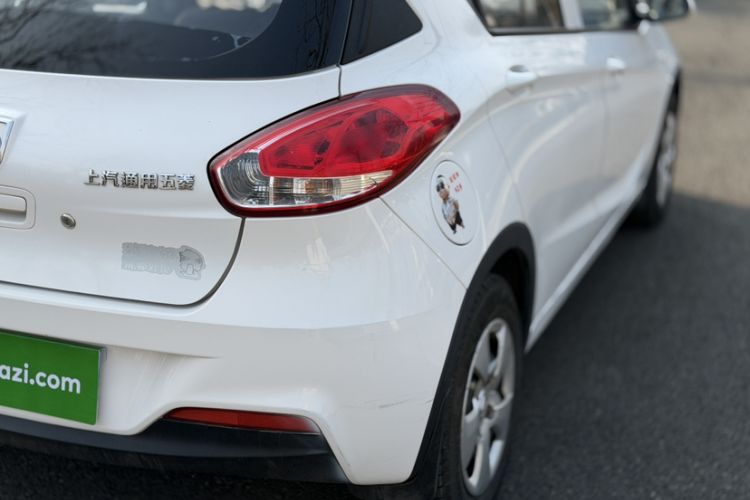 Used Baojun 310 2016 1.2L manual Comfort trim level Exterior 5