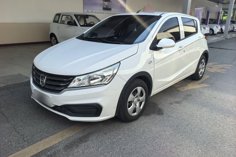 Used Baojun 310 2016 1.2L manual Comfort trim level Exterior 5