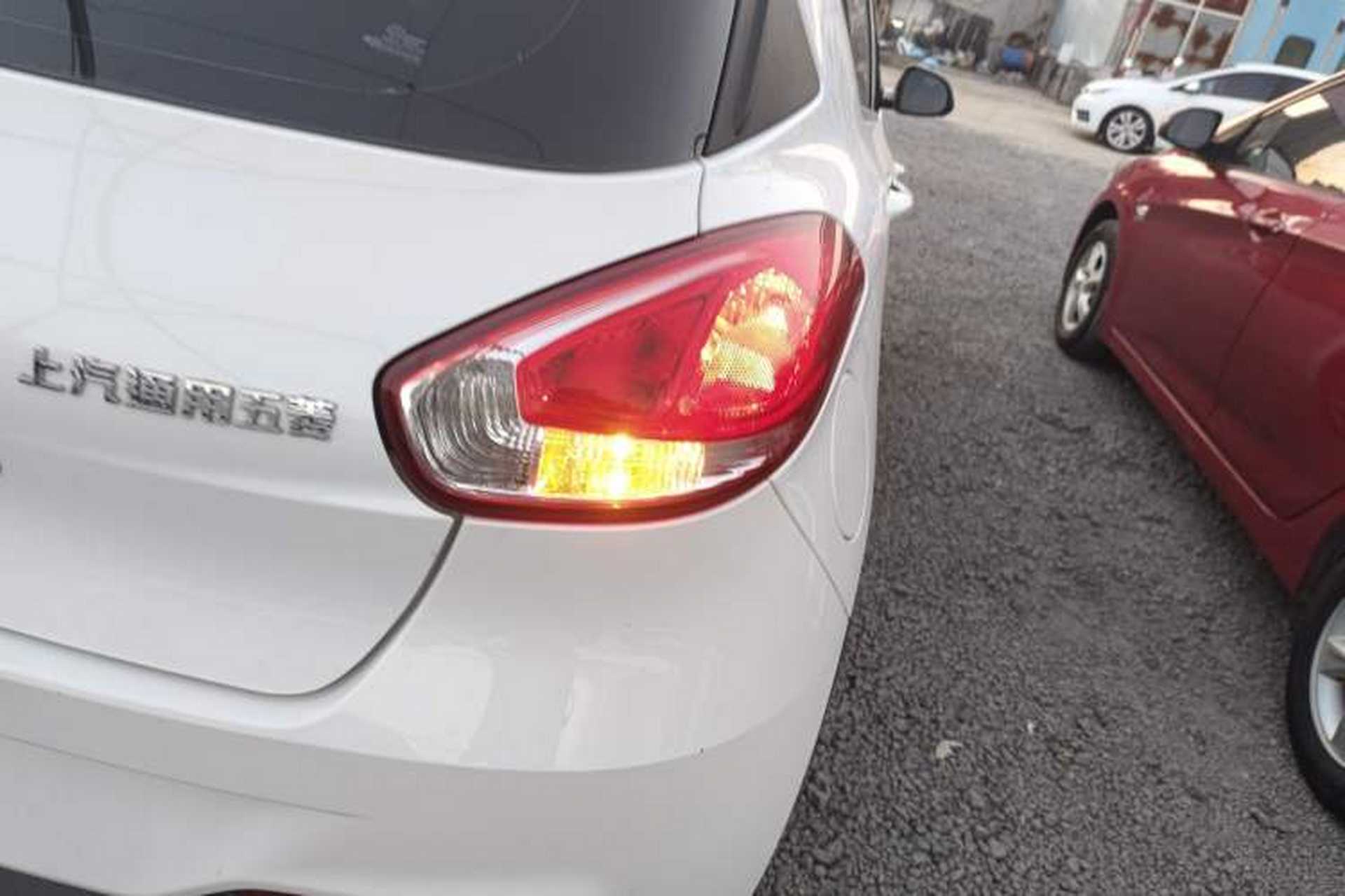 Used Baojun 310 2016 1.2L manual Comfort trim level Exterior 6