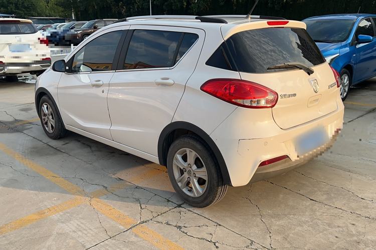 Used Baojun 310 2016 1.2L Manual Luxury Model Exterior 6