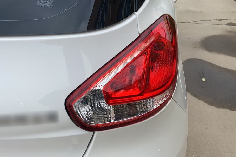 Used Baojun 310 2016 1.2L manual Comfort trim level Exterior 7