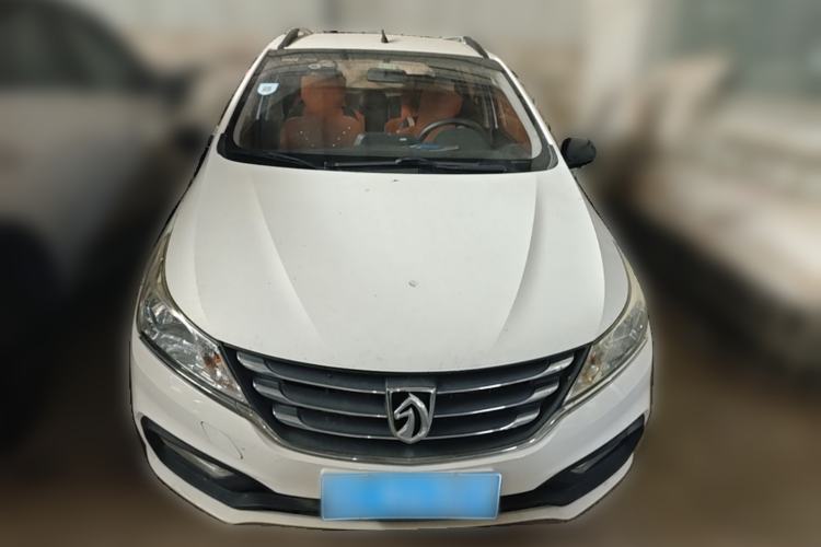 Used Baojun 310 2016 1.2L Manual Fashionable Edition Front