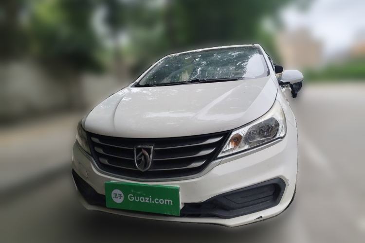 Used Baojun 310 2016 1.2L manual Comfort trim level Front
