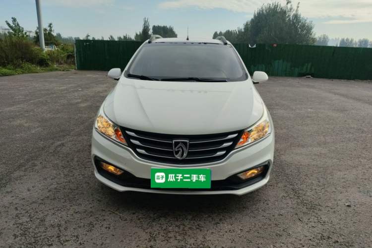 Used Baojun 310 2016 1.2L manual Comfort trim level Front