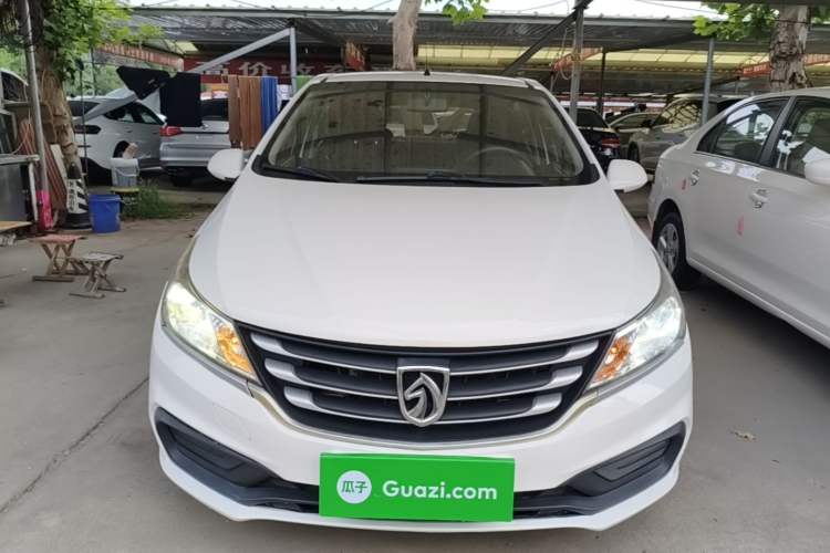 Used Baojun 310 2016 1.2L manual Comfort trim level Front