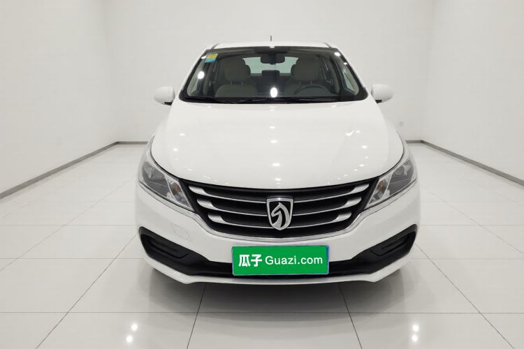 Used Baojun 310 2016 1.2L manual Comfort trim level Front