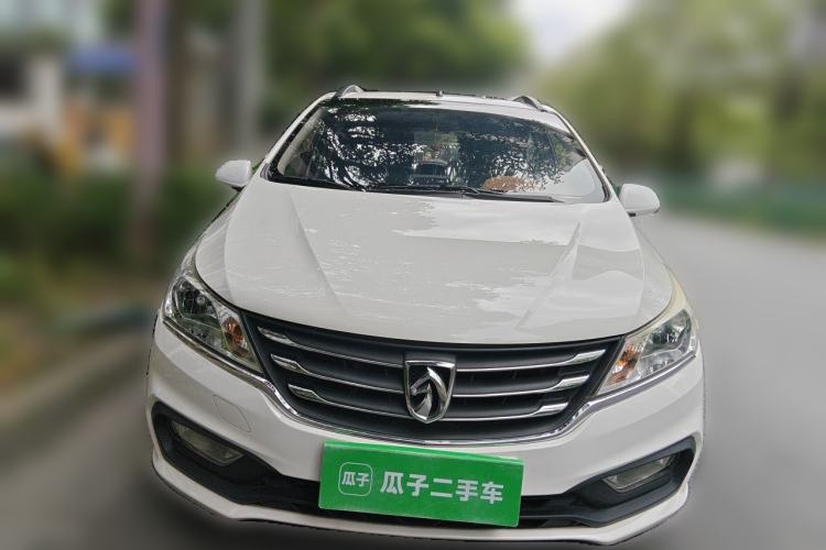Used Baojun 310 2016 1.2L Manual Fashionable Edition Front