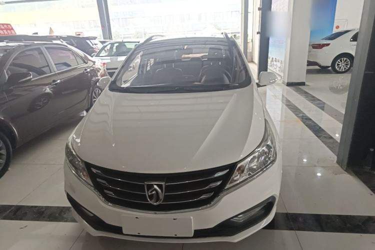 Used Baojun 310 2016 1.2L Manual Luxury Model Front