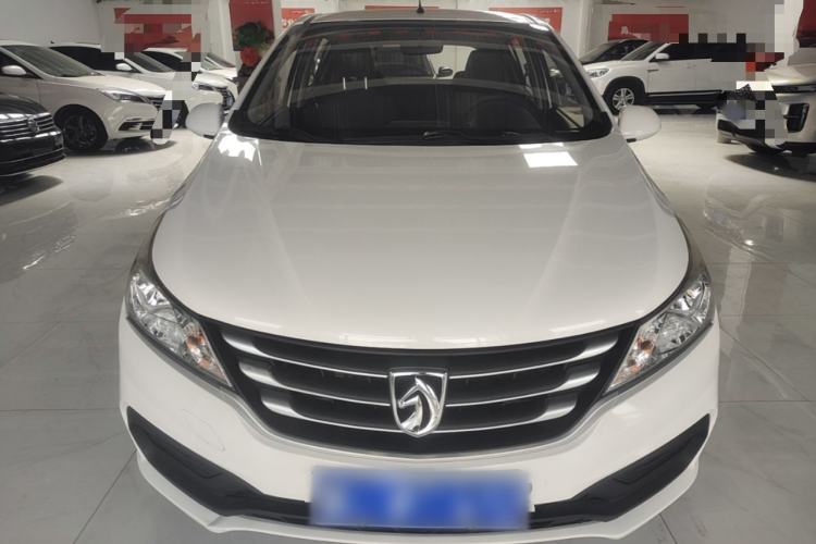 Used Baojun 310 2016 1.2L manual Comfort trim level Front