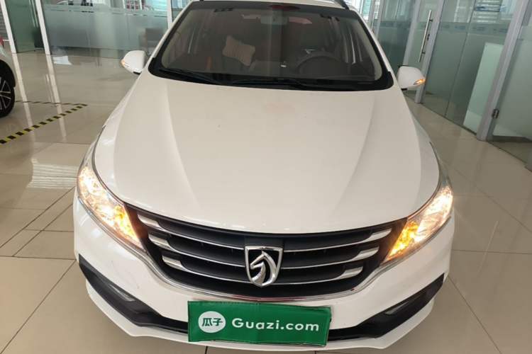 Used Baojun 310 2016 1.2L Manual Luxury Model Front