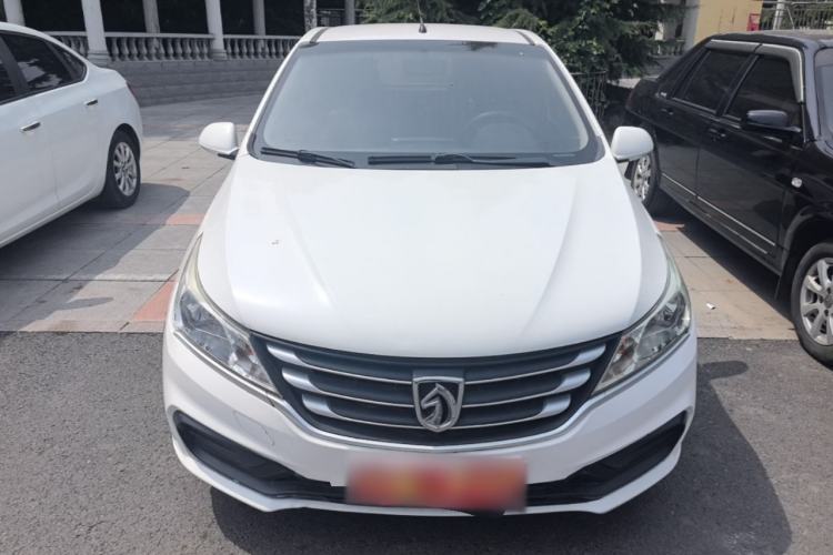 Used Baojun 310 2016 1.2L manual Comfort trim level Front