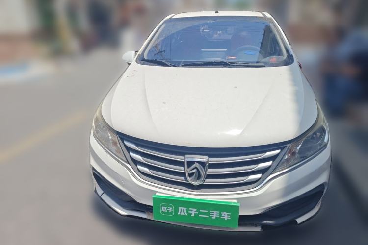 Used Baojun 310 2016 1.2L manual Comfort trim level Front